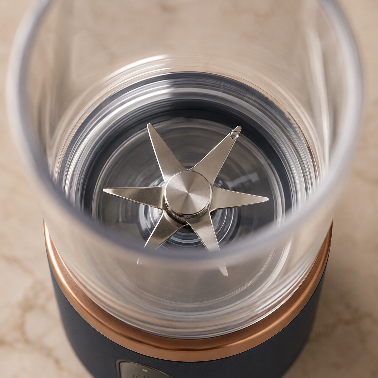 Six stainless steel blades inside the WHRL bottle